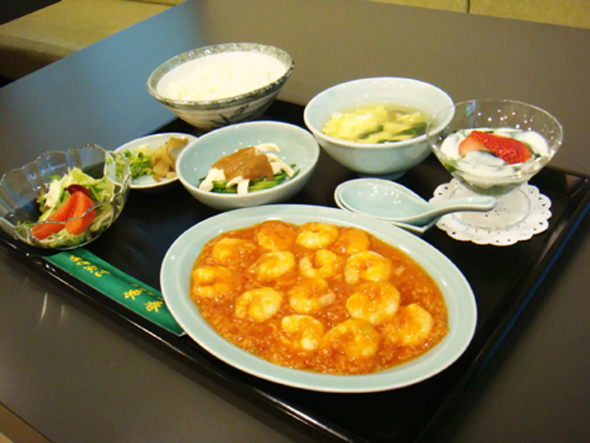 なぜ老舗中華「東春」は愛され続けるのか？リアルな評判と実態を追う