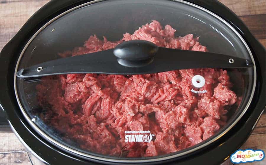 Can You Put Raw Ground Beef in a Crock Pot