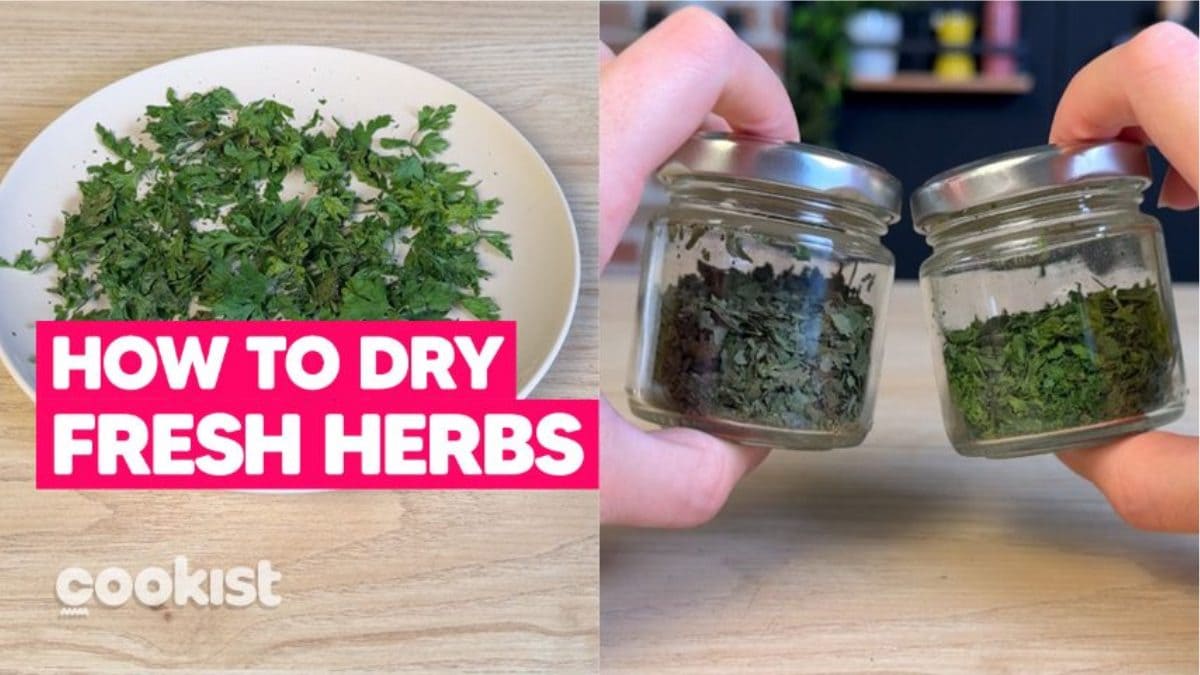 Dry Herbs in the Microwave