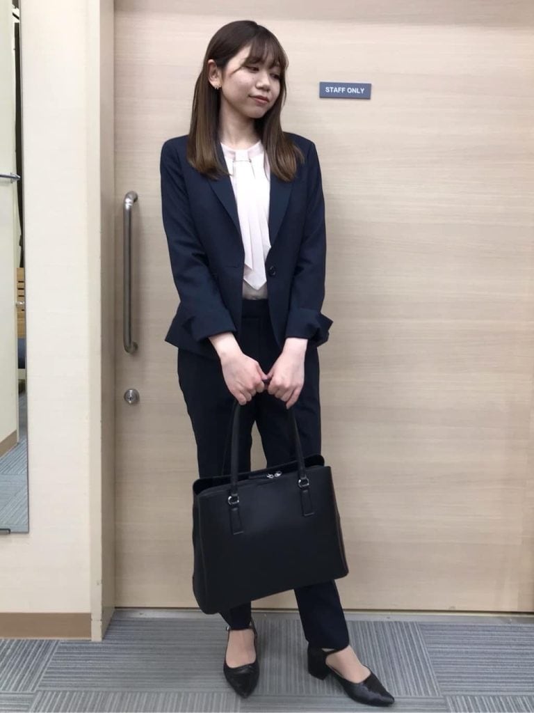 大学入学式の女子スーツ2026最新！失敗しない選び方と就活兼用術