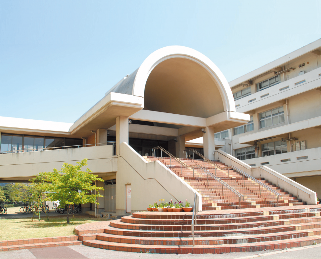 千葉県立保健医療大学の評判と偏差値は？倍率や国試合格率・学費のリアル