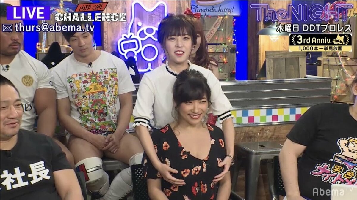 テレビの胸元衣装でSns騒然！話題沸騰の真相とネットの反響まとめ