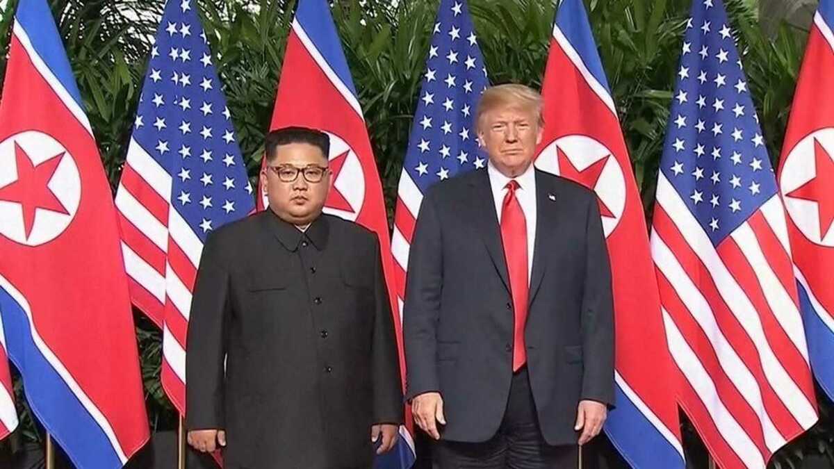 金正恩氏の「実際の身長」は何Cmか？極秘分析と靴の仕掛けに迫る