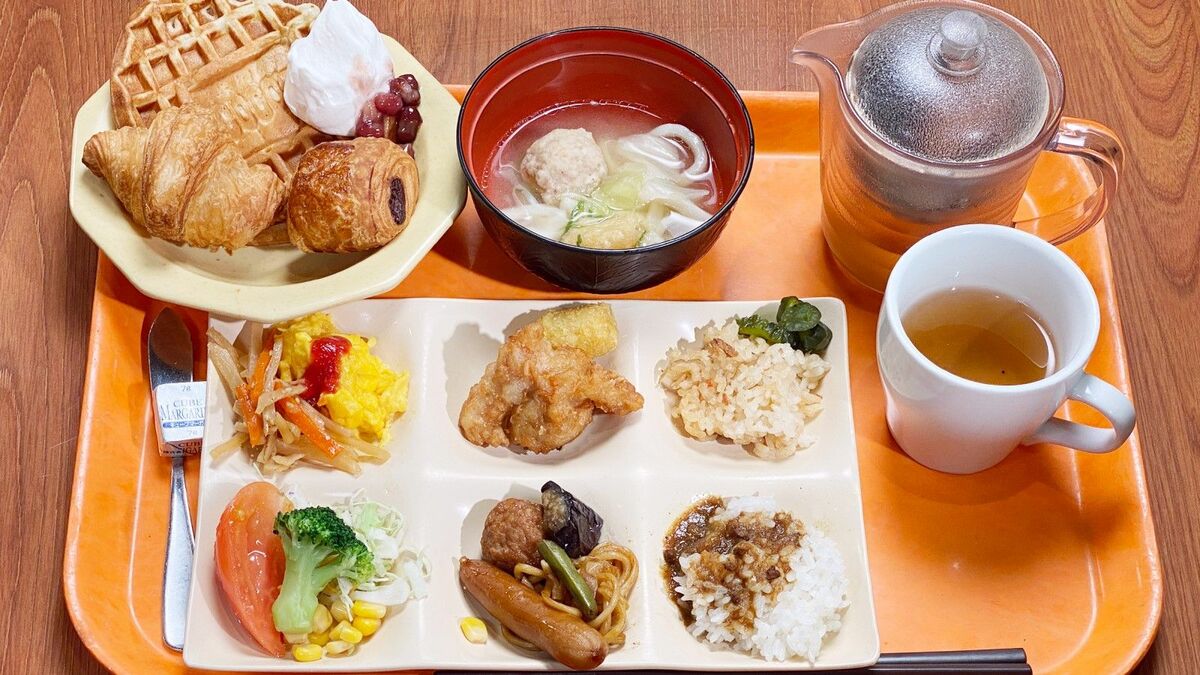 ココス朝食バイキングの時間と料金を徹底解説！土日平日の違いと注意点