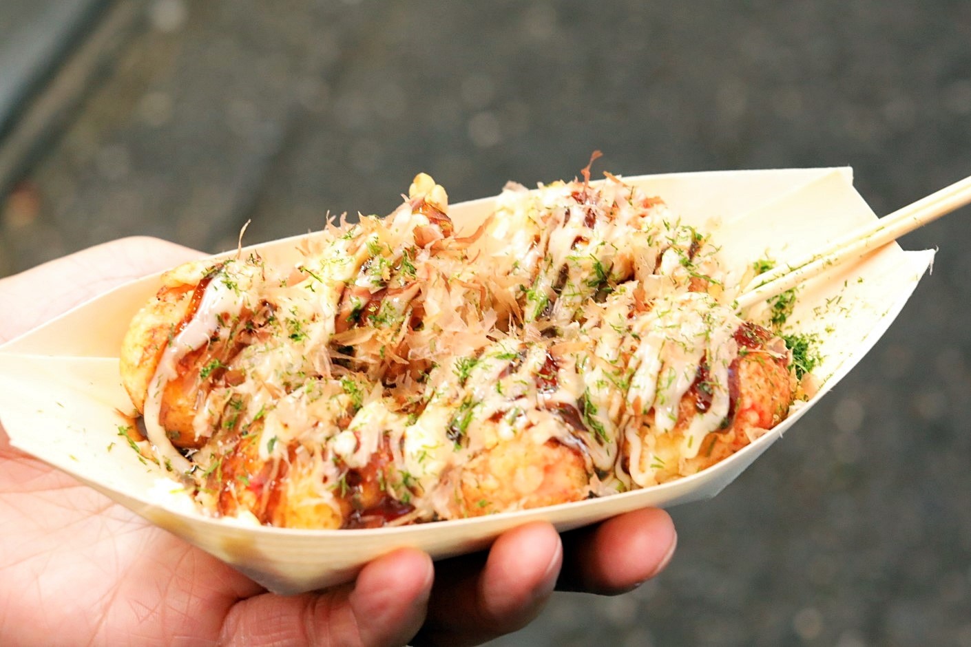 たこ焼十八番道頓堀店が大行列の理由！サクサク食感の秘密と最新実食レポ