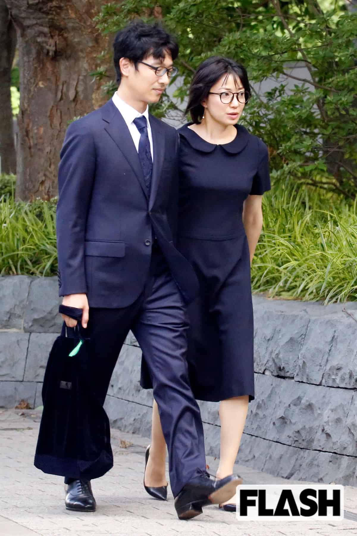 堺雅人の嫁・菅野美穂との現在｜馴れ初めとお受験・離婚の噂を徹底検証