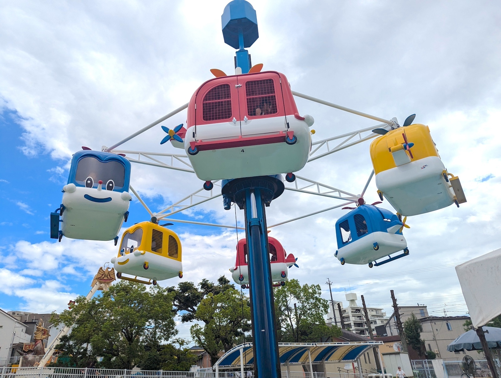 刈谷市交通児童遊園が人気の理由！乗り物50円の真相と混雑回避法