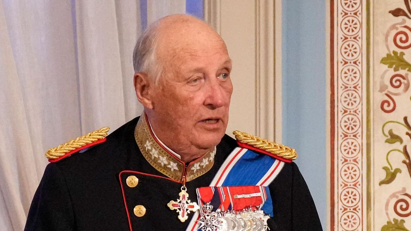 Norway’s King Harald Dies at 89: a Reign of 35 Year's Ends