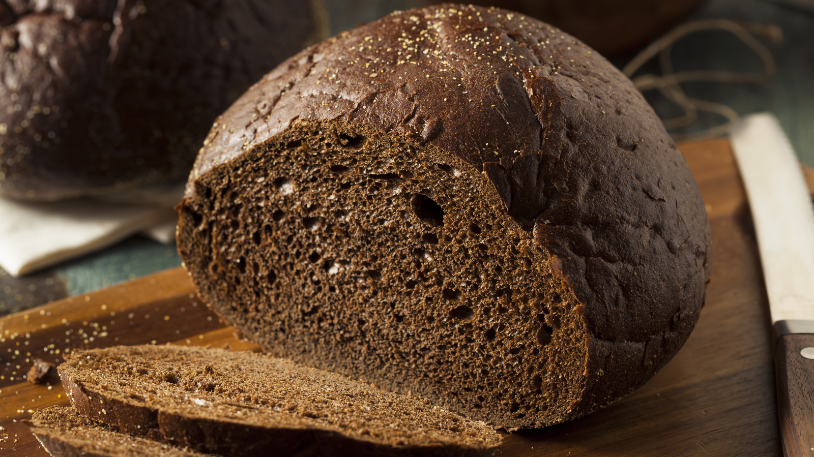 Why Is Pumpernickel Brown