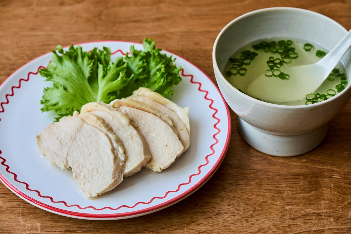 塩麹サラダチキンがパサつく原因は？劇的に柔らかくなる黄金比と調理法