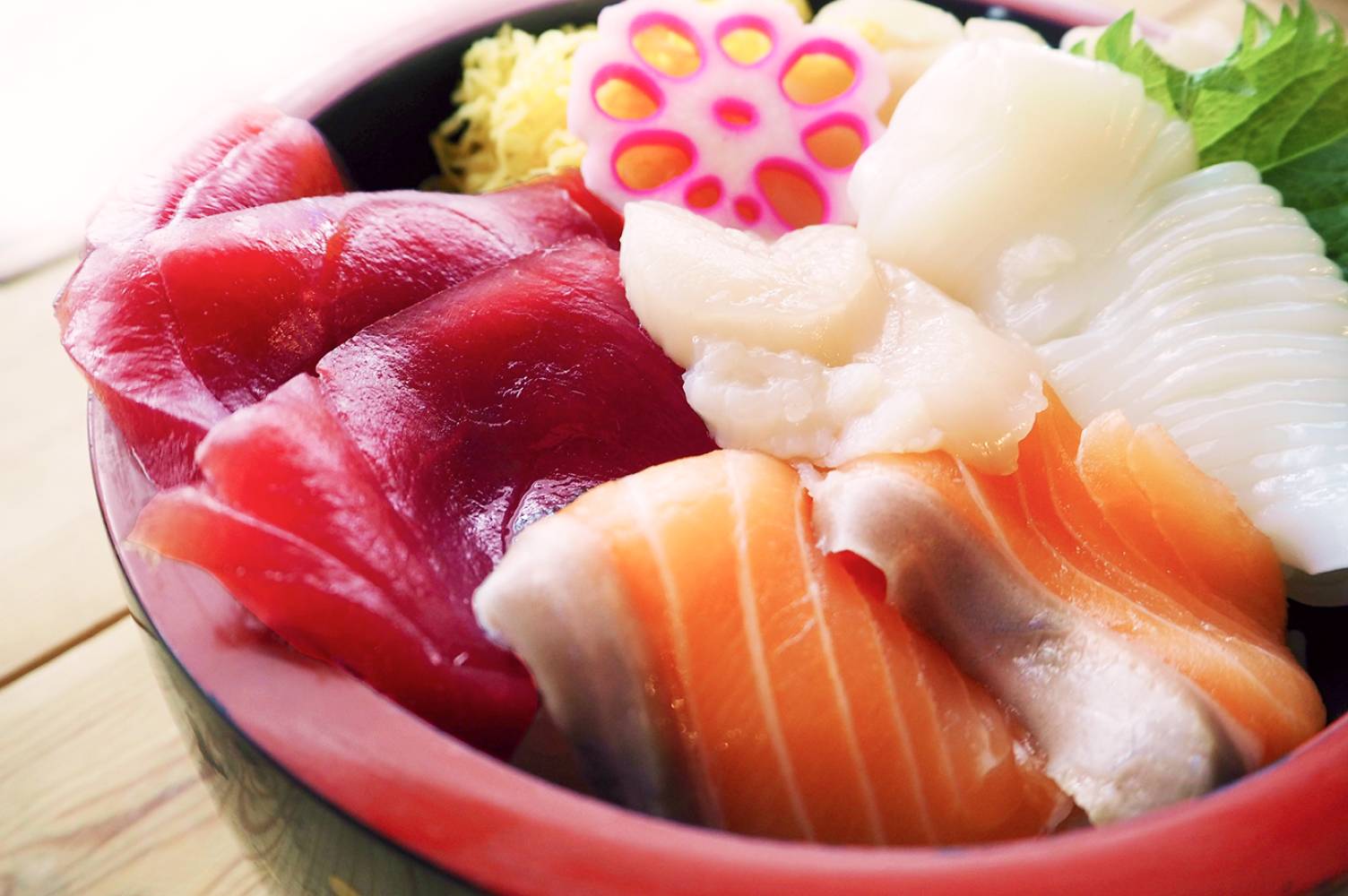 青森アウガ丸青食堂の魅力解剖！海鮮丼と名物カレーの評判【2026】