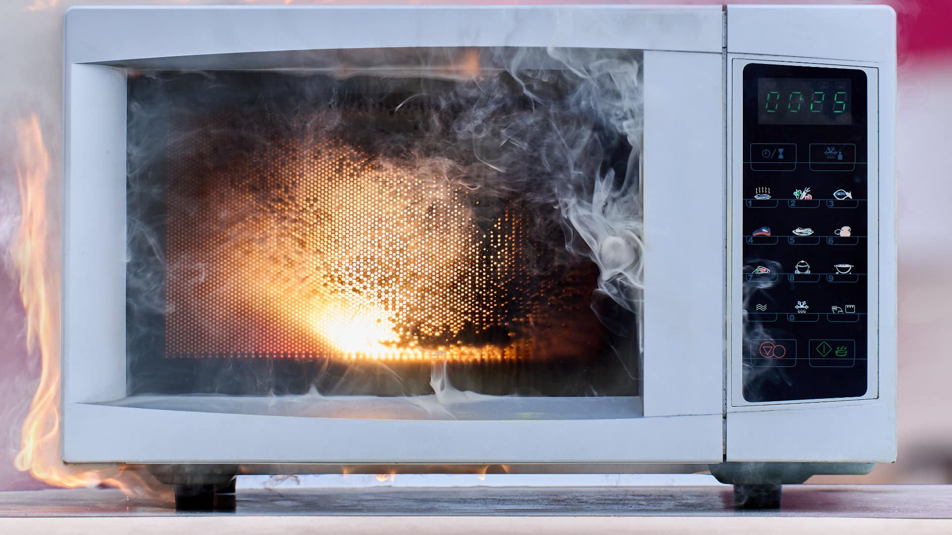 Getting Burnt Smell out of Microwave