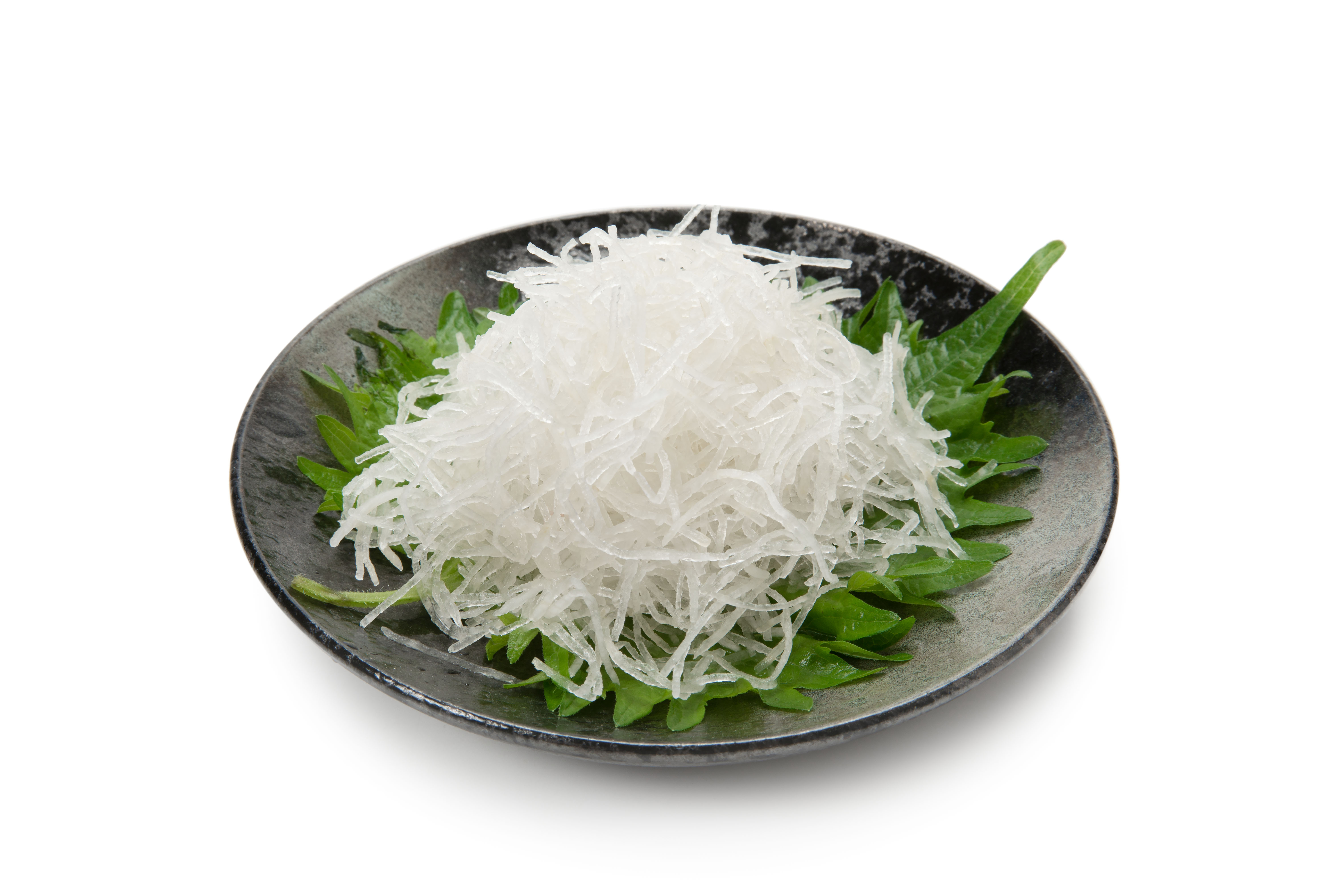 刺身のつまは食べるのが正解？マナーの真相や役割と絶品活用術