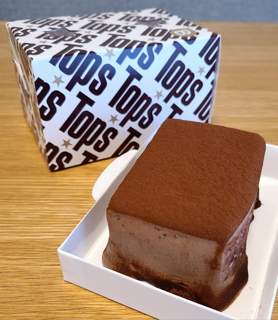 トップスのチョコレートケーキはなぜ不朽？値段や賞味期限の真実