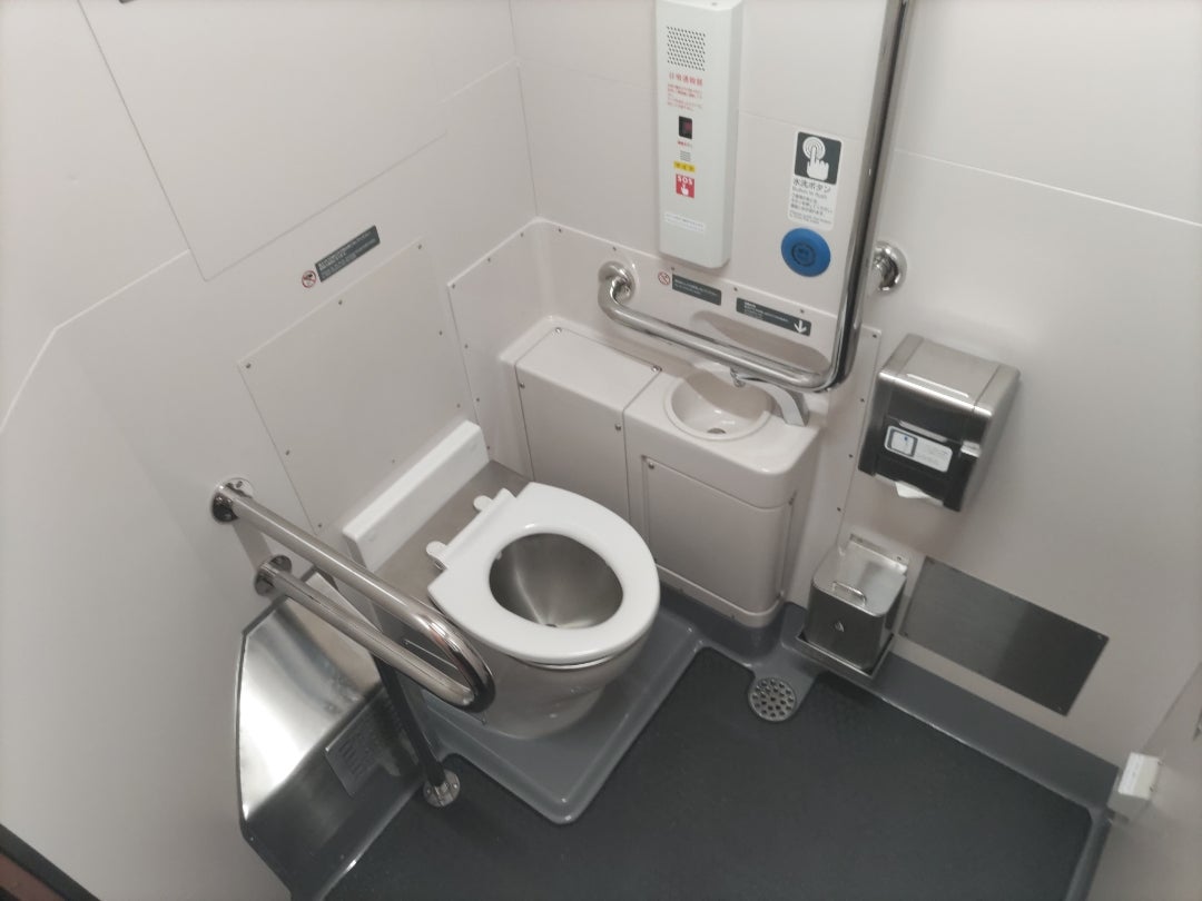 東海道本線トイレ設置車両はどこ？15両編成の号車位置と回避術