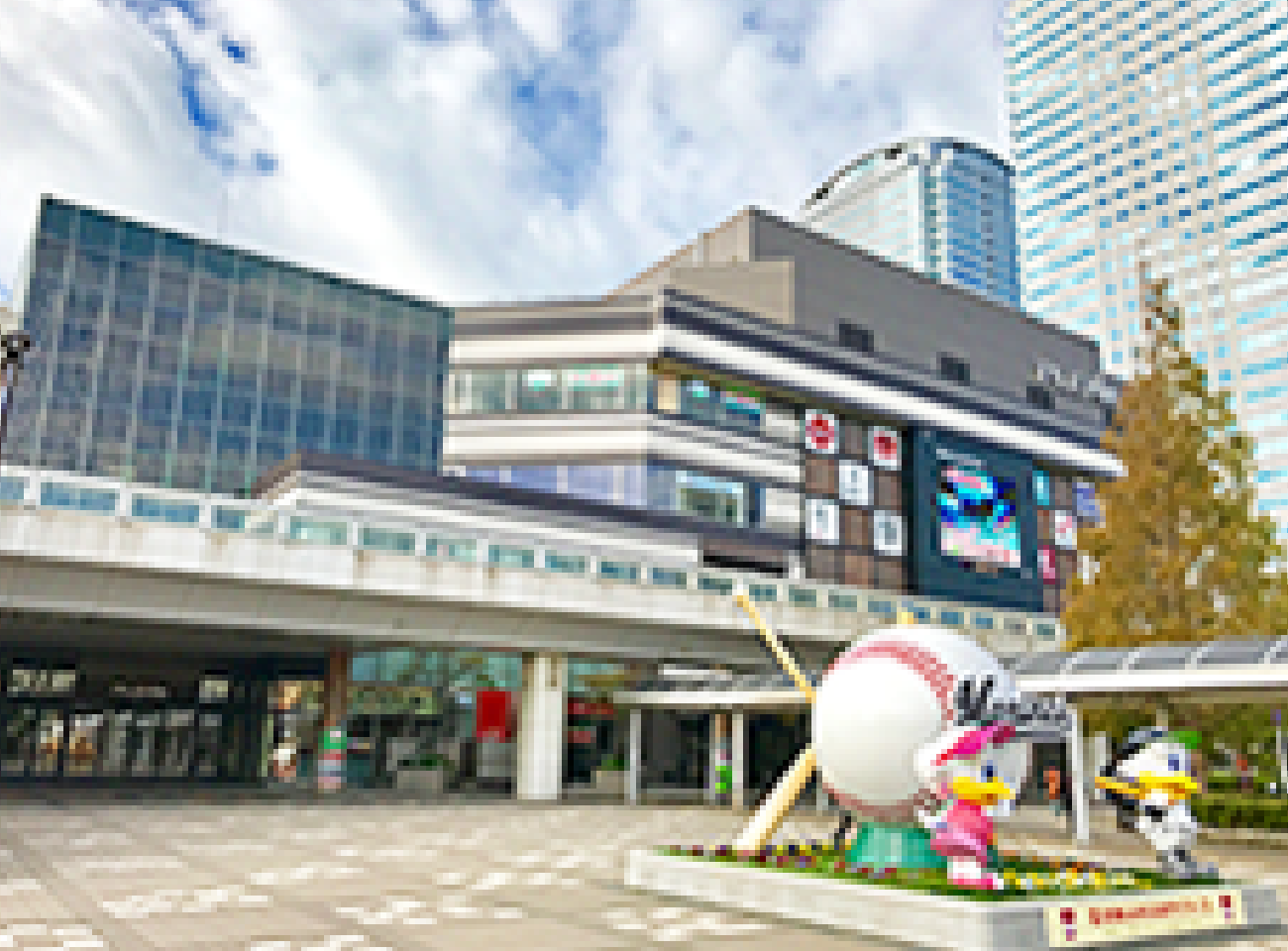 プレナ幕張完全攻略！メッセ＆マリン遠征民の最新グルメと駐車場術