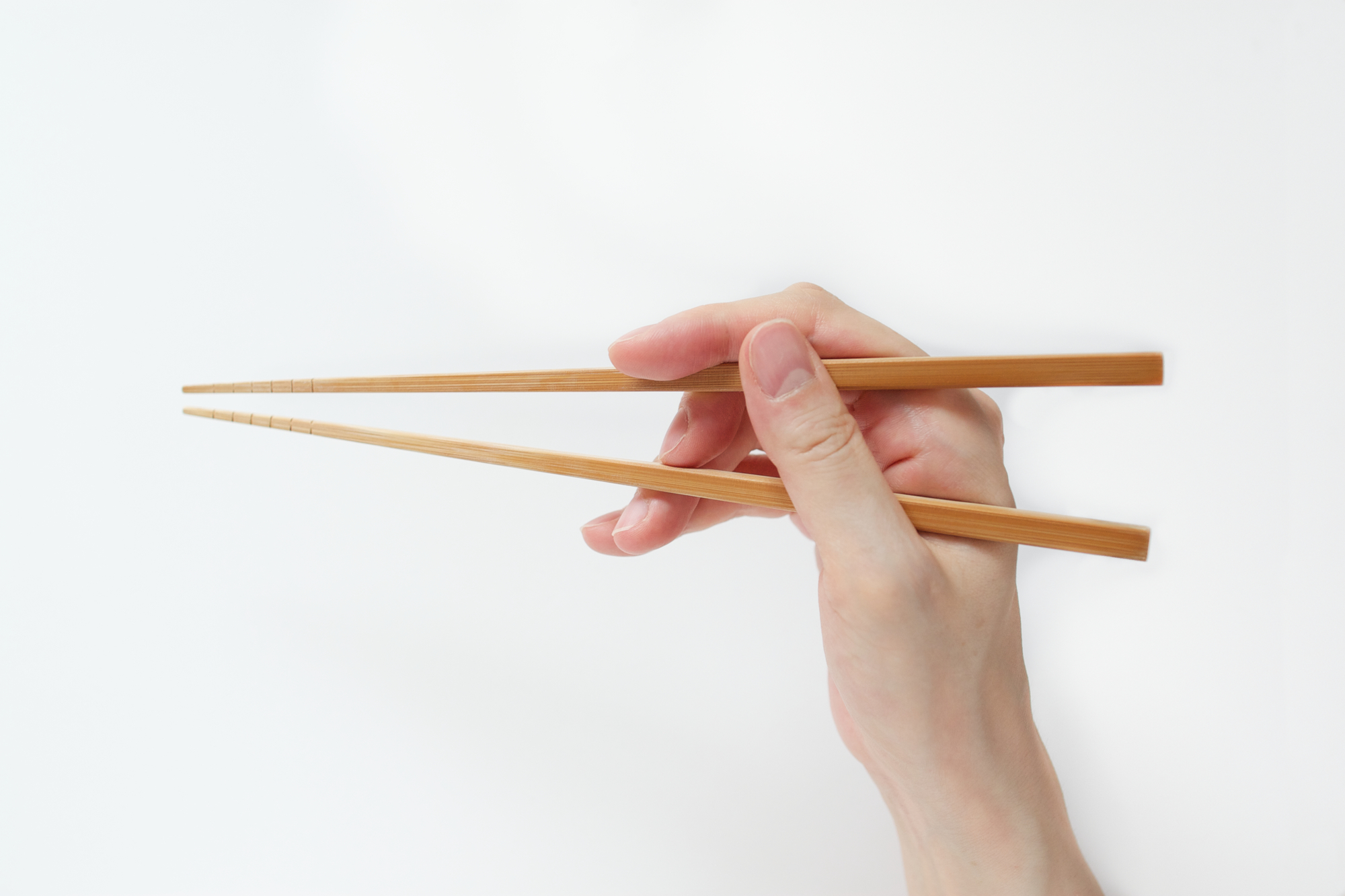箸の持ち方が汚いと損をする？周囲の本音と3日で直す秘密の矯正術