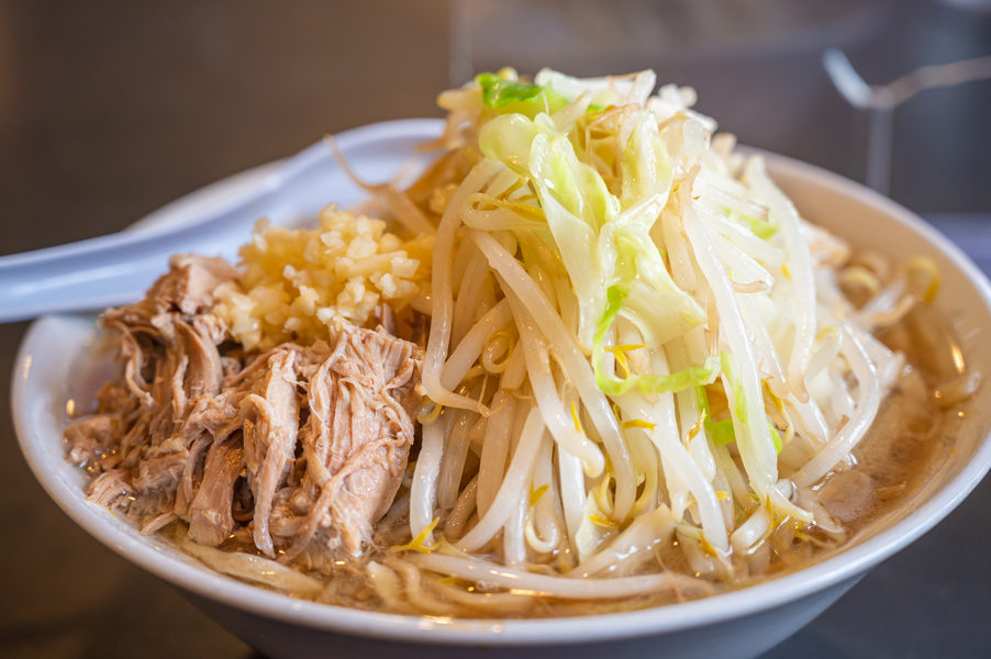 豊田市で喰らう最強二郎系！極太麺と神豚を味わう名店・穴場攻略