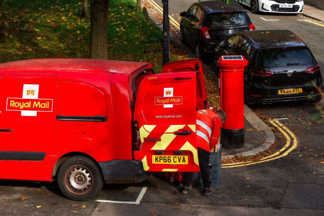 Royal Mail Experiencing Delivery Delays Across Numerous Uk Postcodes