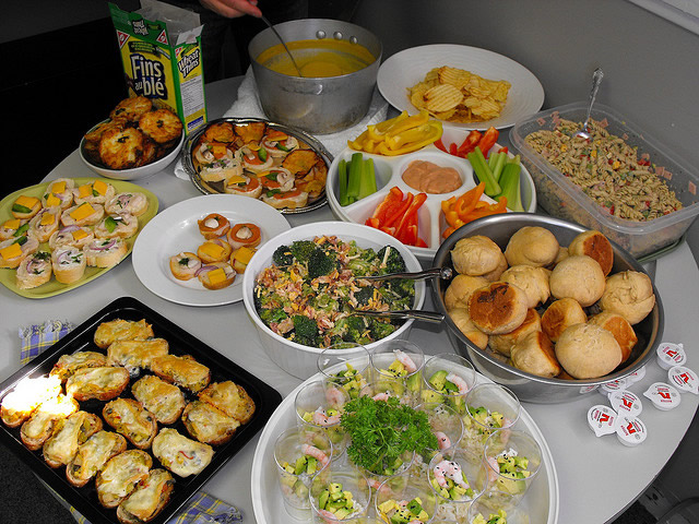 What to Bring to Office Potluck