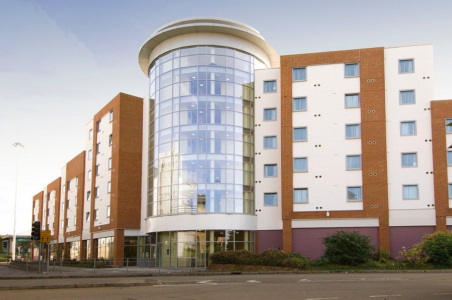 Premier Inn Reading Central Hotel Letcombe Street Reading