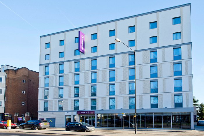 Premier Inn Slough Central South Windsor Road Hotel