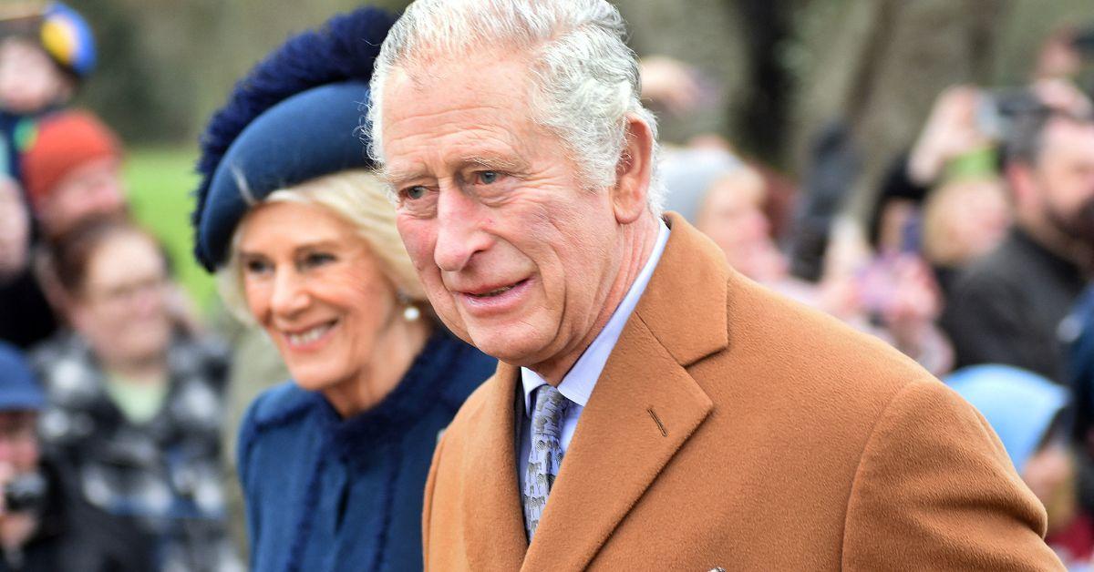 What Are the Customs of a Crown Family?