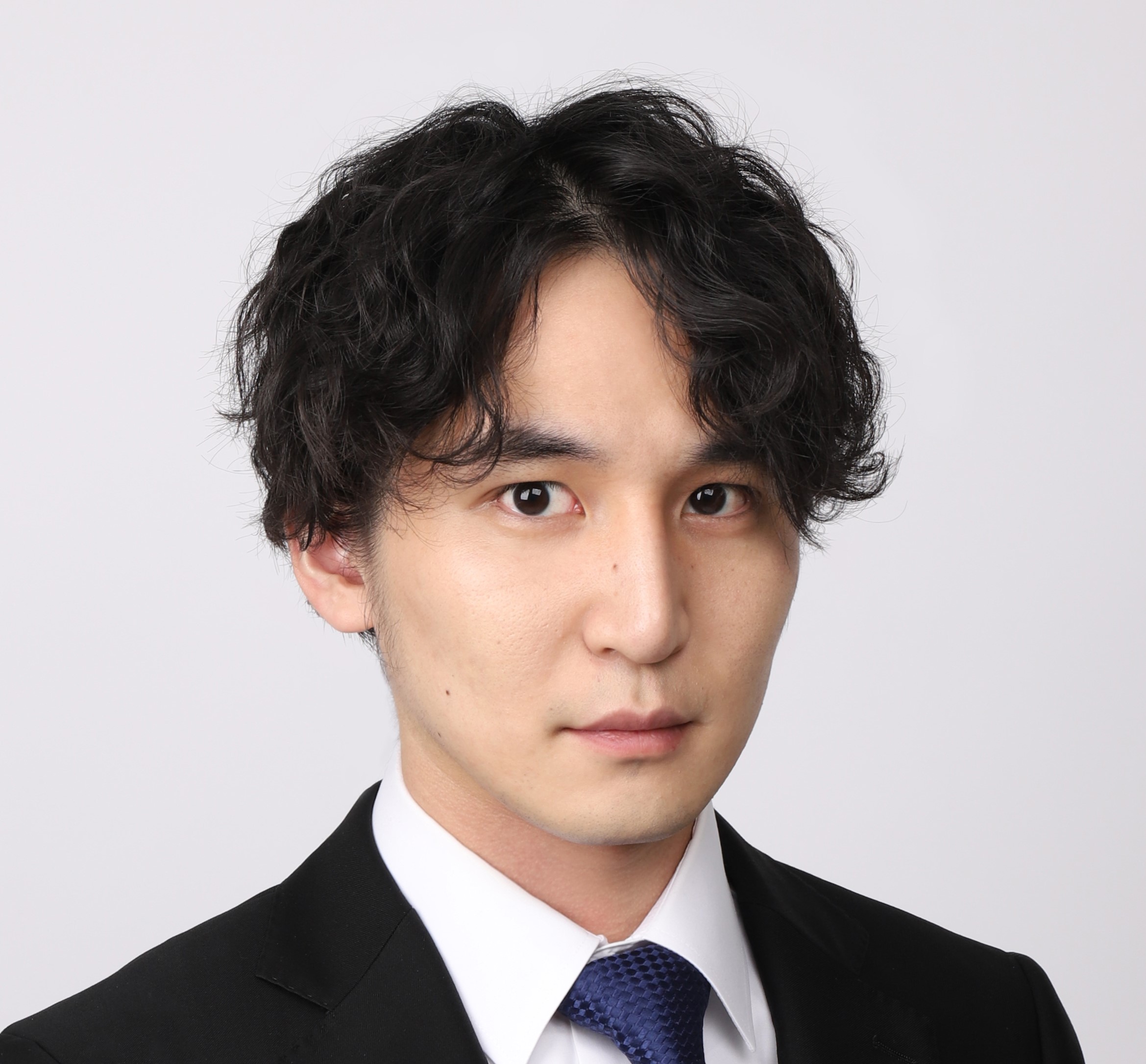 青笹寛史の現在と年収の真相｜医師免許を持つ令和の虎の正体とは