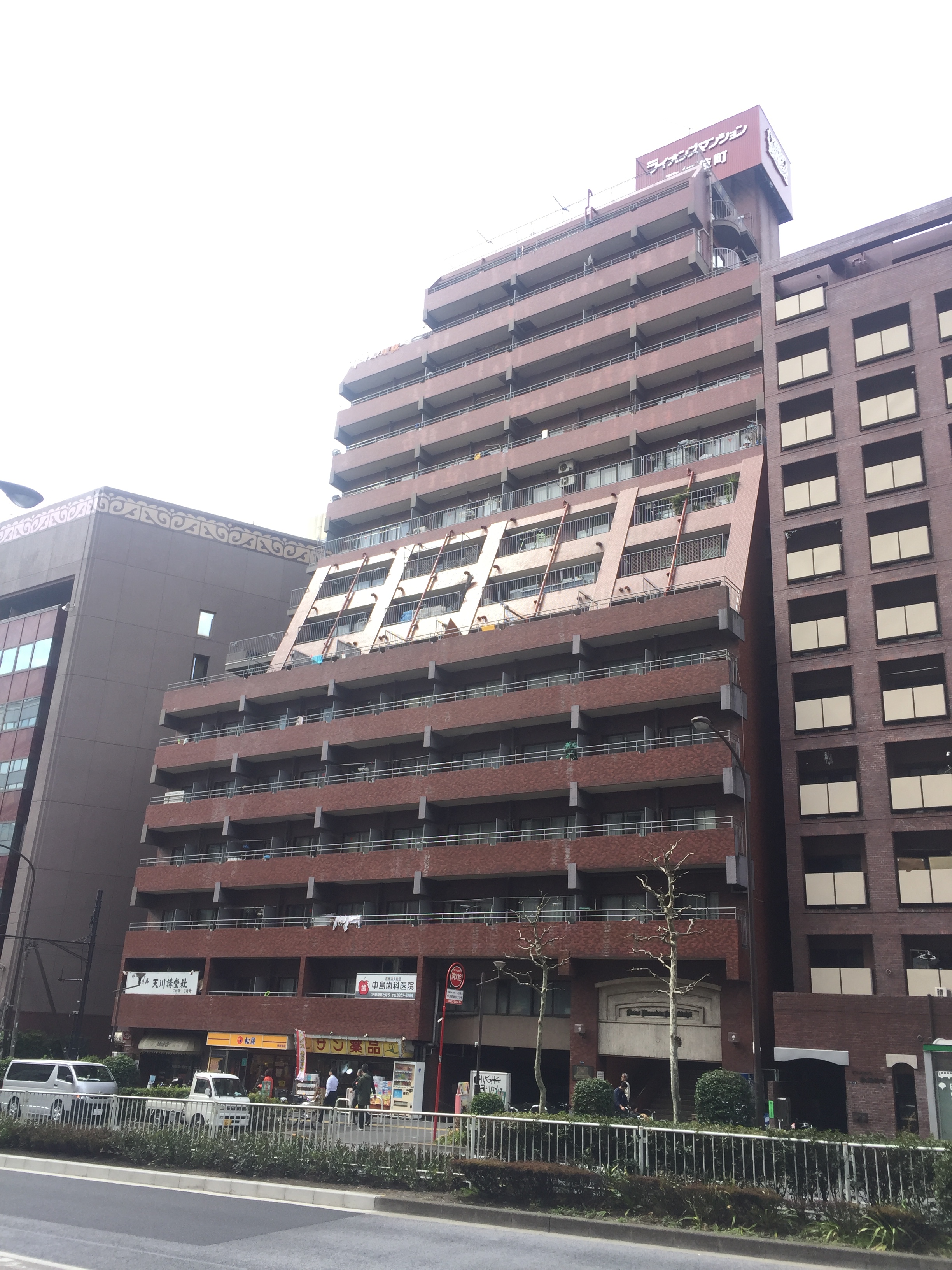 ライオンズマンション歌舞伎町の噂と事件の真相｜現在の治安と相場