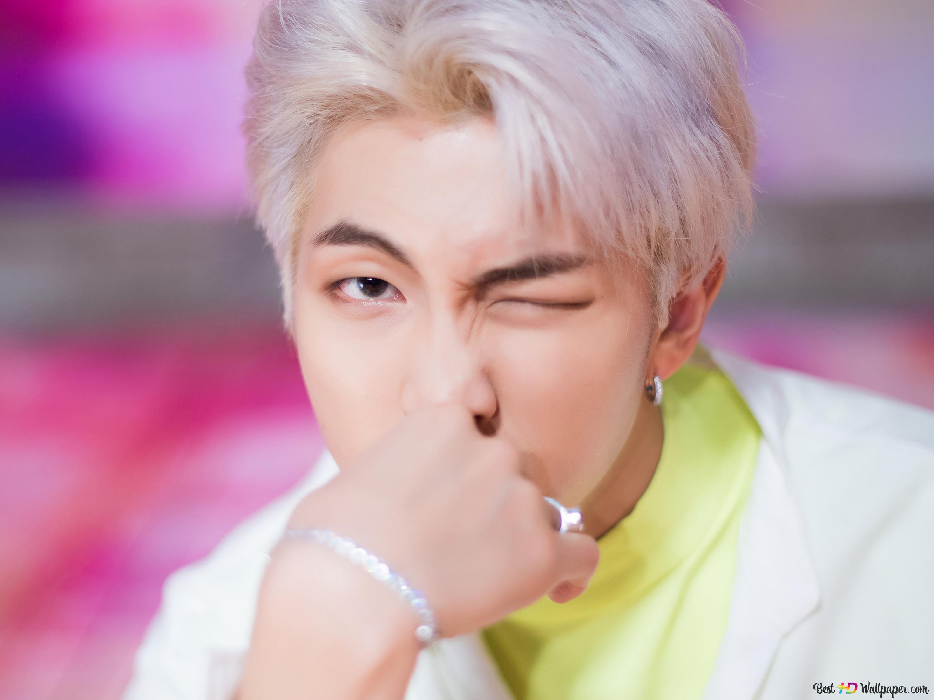 Rm v Cute Boy with Luv