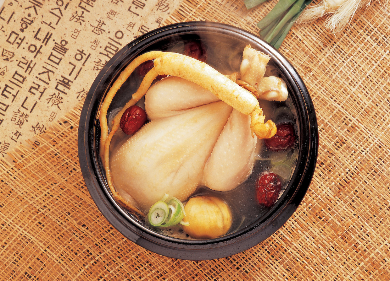 サムゲタンとは？驚くべき薬膳の効能と本場の食べ方・違いを徹底解剖