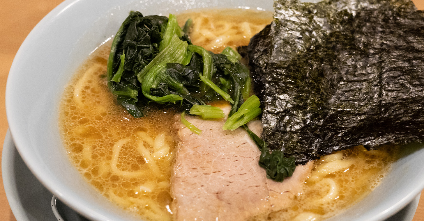 恵比寿で極上の家系ラーメンを喰らう！深夜営業とライス無料の真実