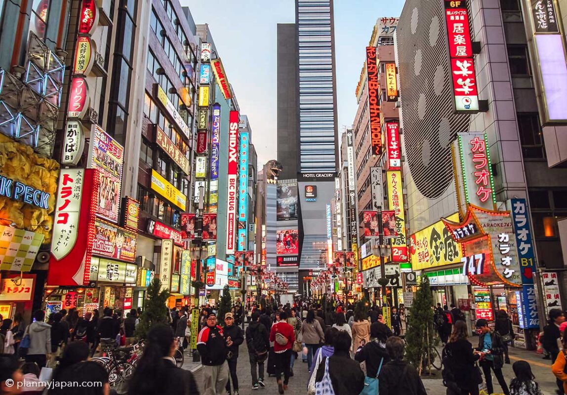 新宿ピカデリー完全攻略！プラチナシート予約裏ワザと特典入手術