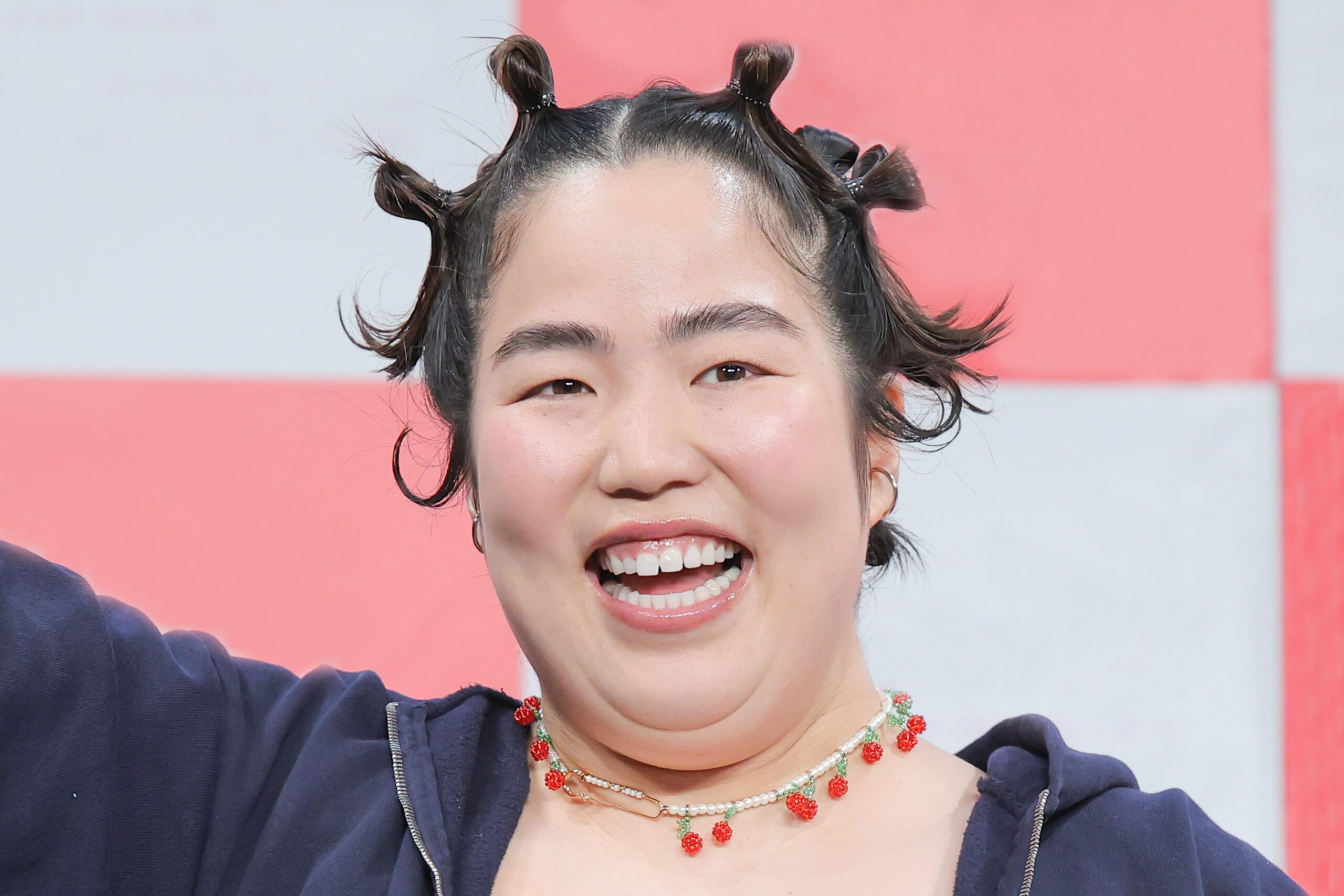 眉毛が太い女性芸人といえば誰？イモトらの誕生秘話と現在【2026】