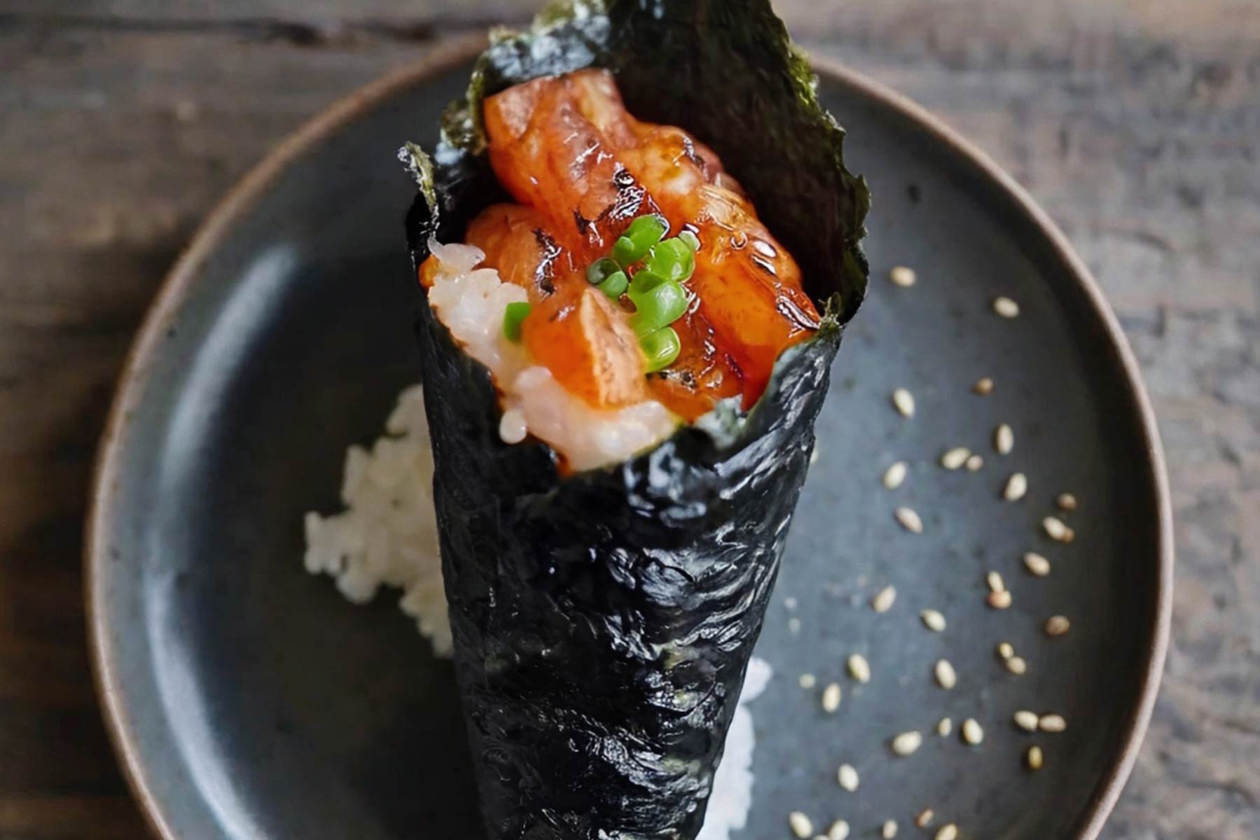 Is Spicy Tuna Roll Raw