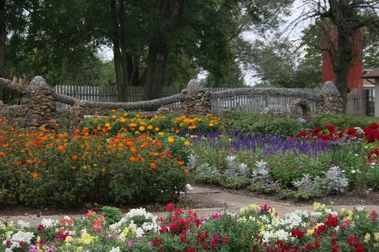 Rockome Gardens Illinois