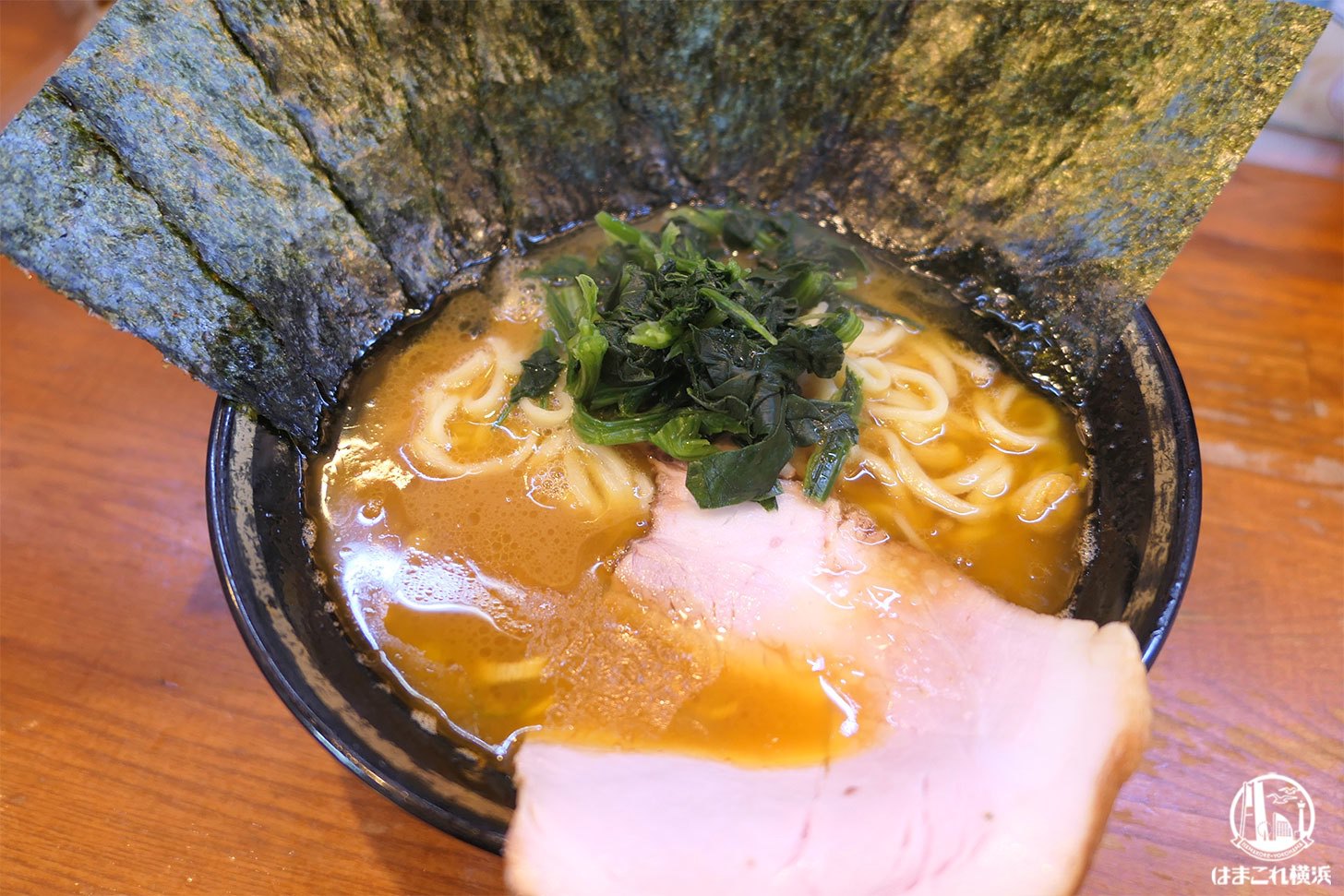 末廣家（白楽）の評判と大行列の真相！吉村家直系の極上ラーメン解剖