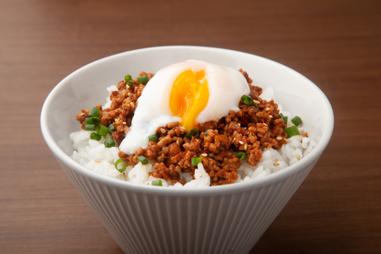 すぐできる人気ひき肉レシピ！包丁いらず10分で完成する殿堂おかず