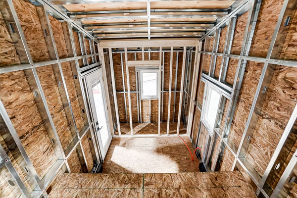 Building House with Metal Studs