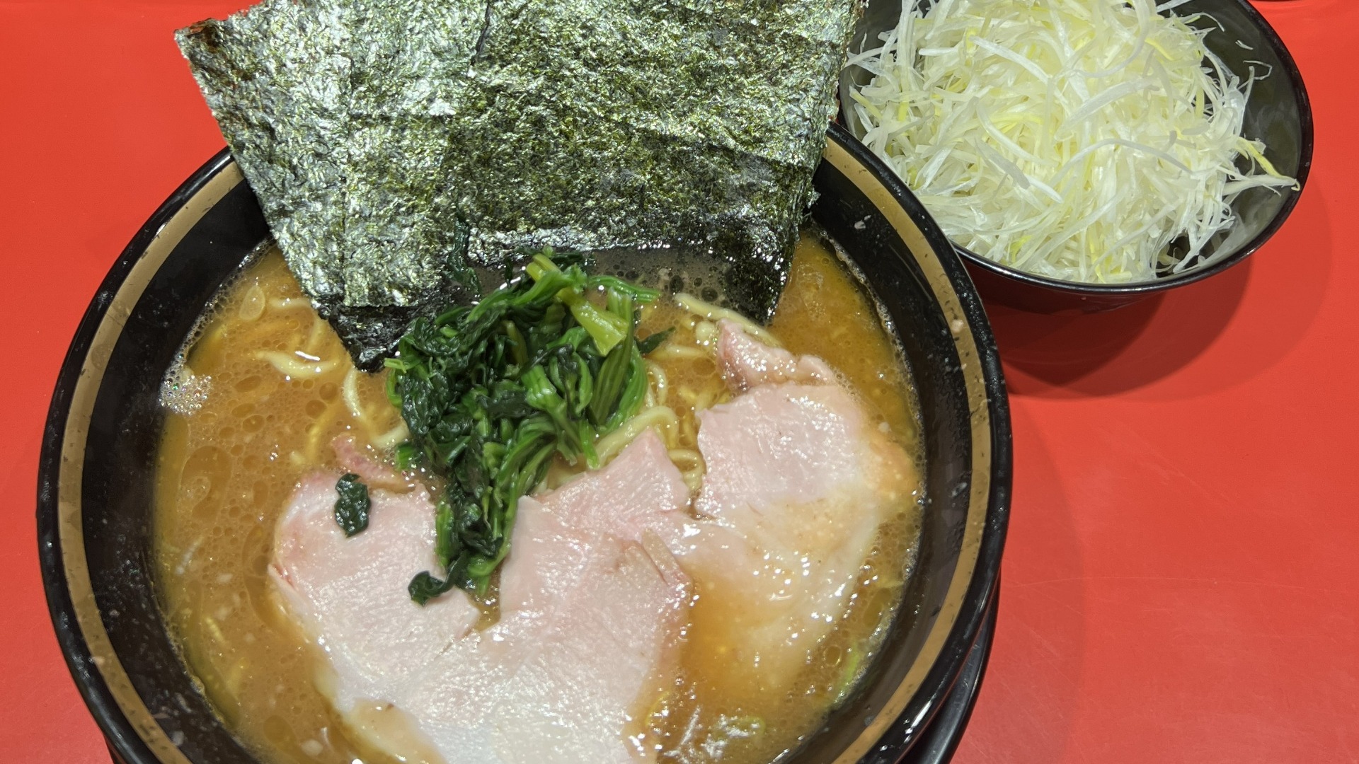 川崎の家系ラーメン決定版！直系から深夜の名店までプロが徹底比較