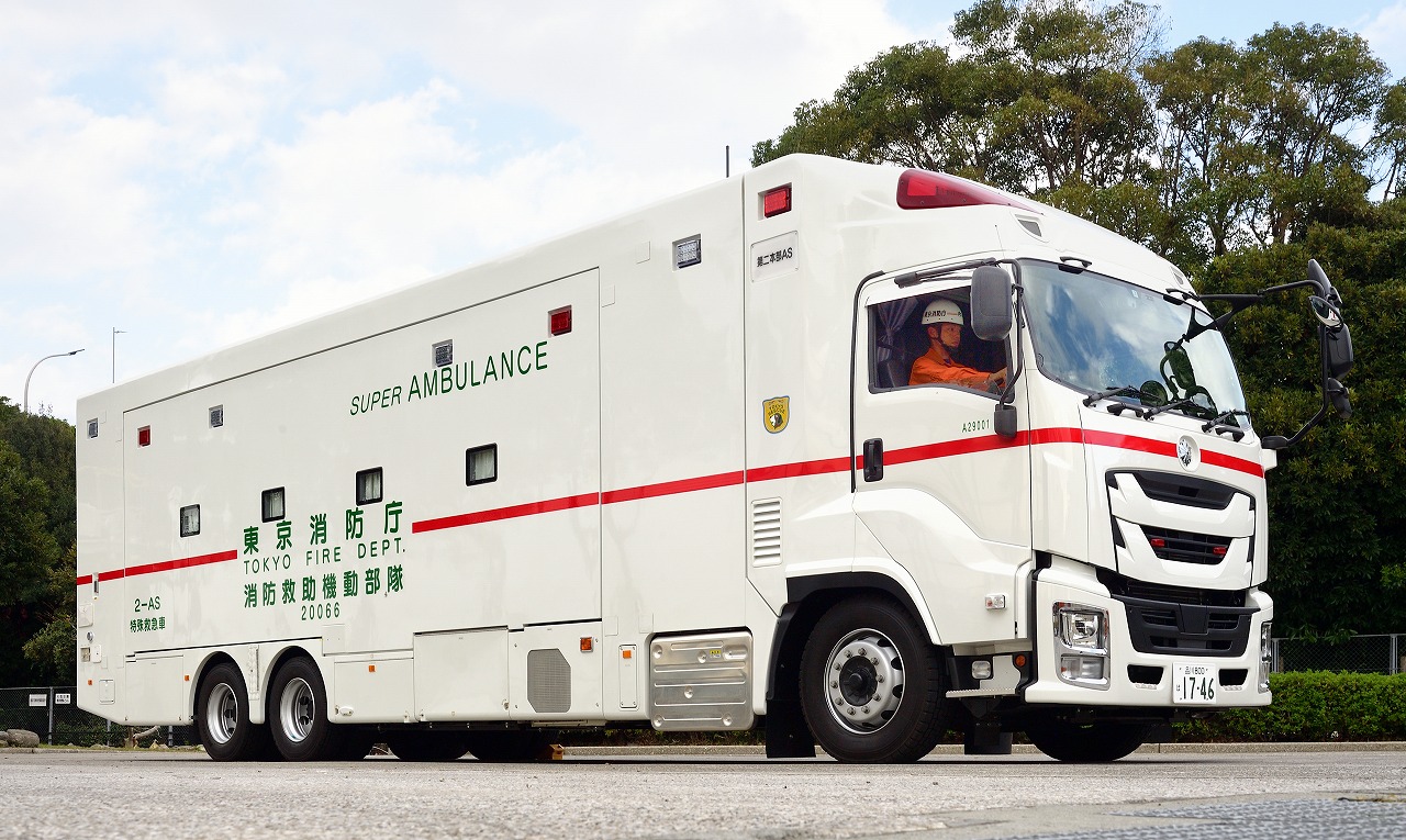 【密着】走る手術室スーパーアンビュランスの全貌と驚異の救命力