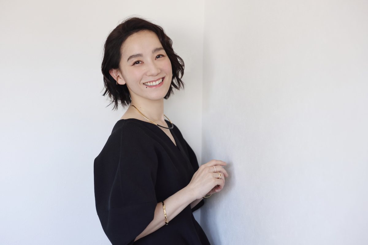 篠原ともえの現在に驚愕！シノラーから世界的デザイナーへ転身の真相