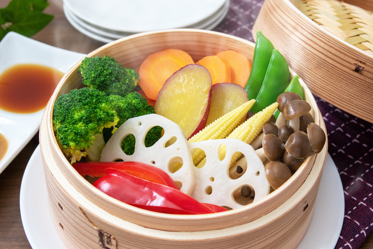 極上の甘みを引き出す蒸し野菜レシピ決定版！茹で調理との違いと万能タレ