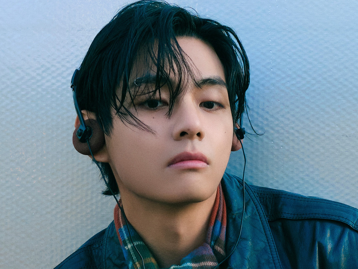 Is v from Bts Single