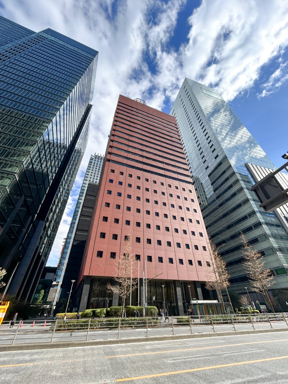 Kddi大手町ビルの内部とは？日本ネットの心臓部を徹底解剖【2026】