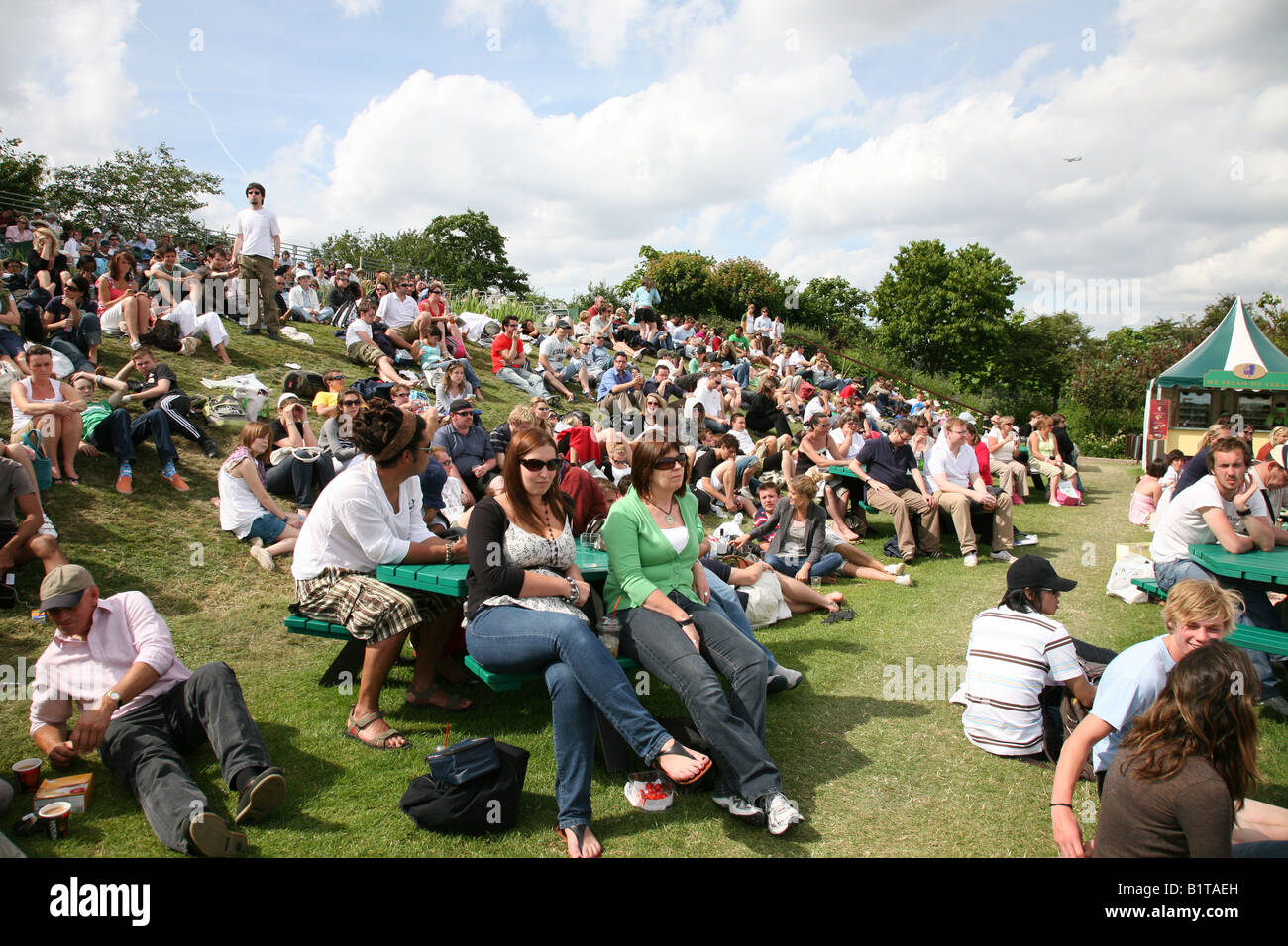 Do You Have to Pay to Sit on Henman Hill