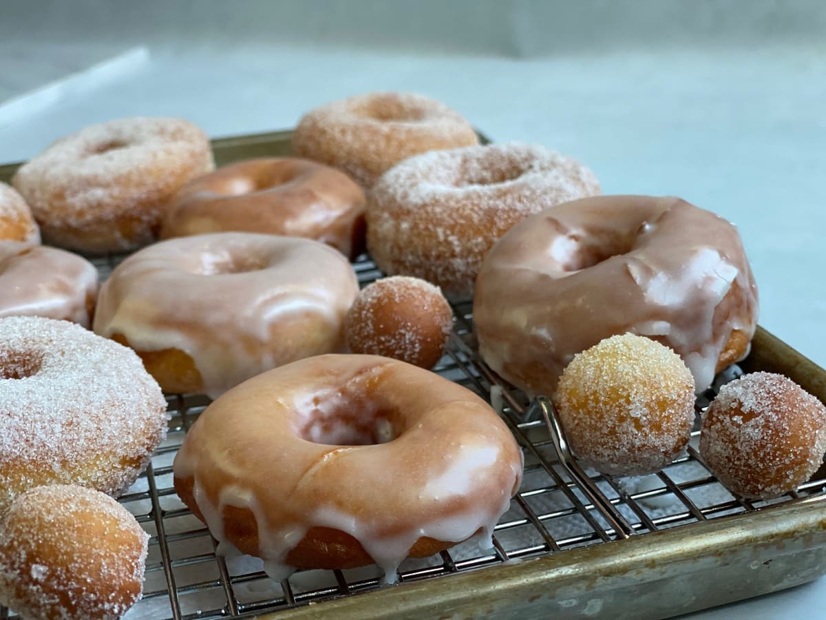 Do Doughnuts Have Yeast