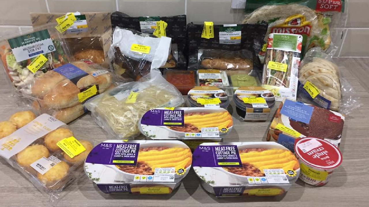 What Time Do M&S Reduce Food