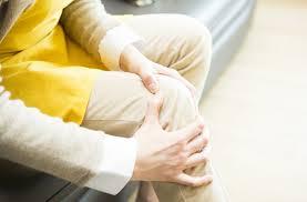 40代の膝に何が起きているのか？「まだ若い」を襲う痛みの正体と2026年最新の対策