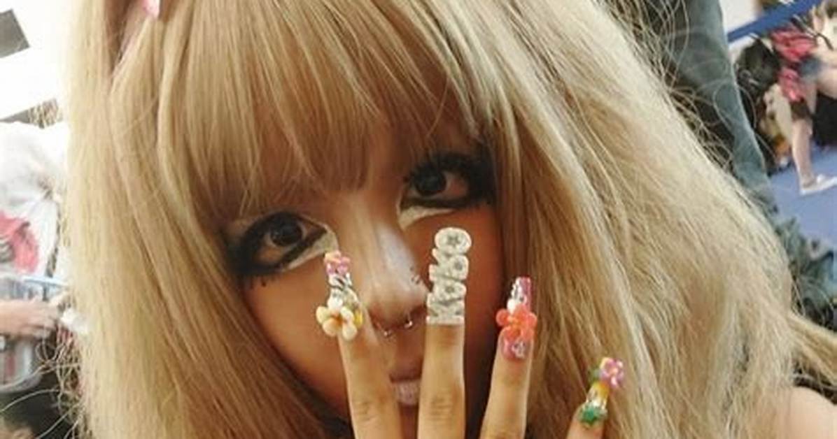 Gyaru Ling Mei